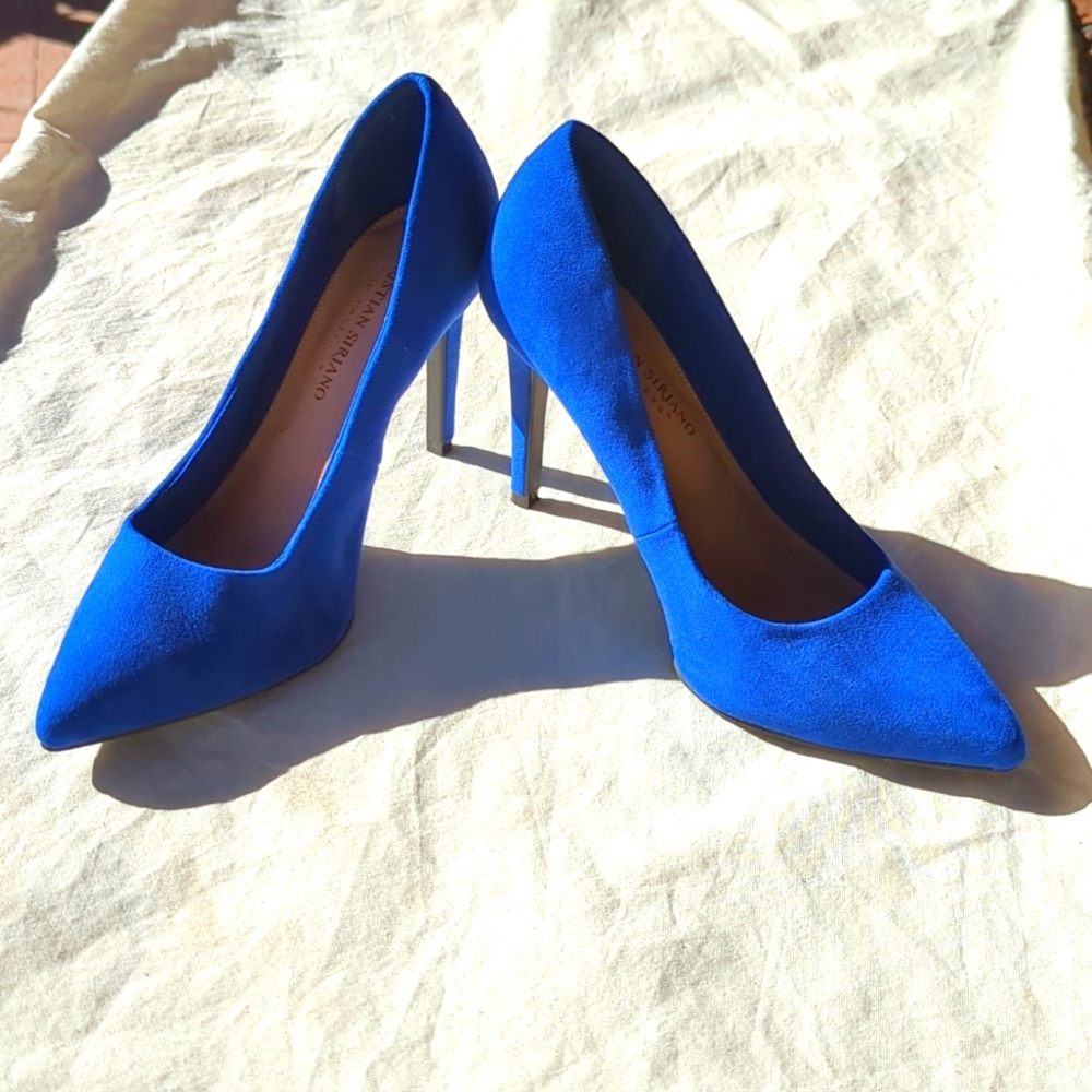 Gorgeous blue heeled pumps Christian Siriano size 7